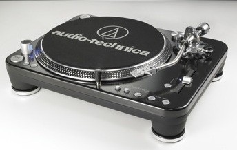 Audio-Technica AT-LP120 USB Turntable