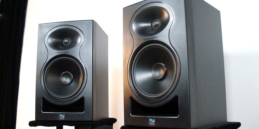 Kali Audio LP-8 Powered Monitor Loudspeaker Review | Audioholics