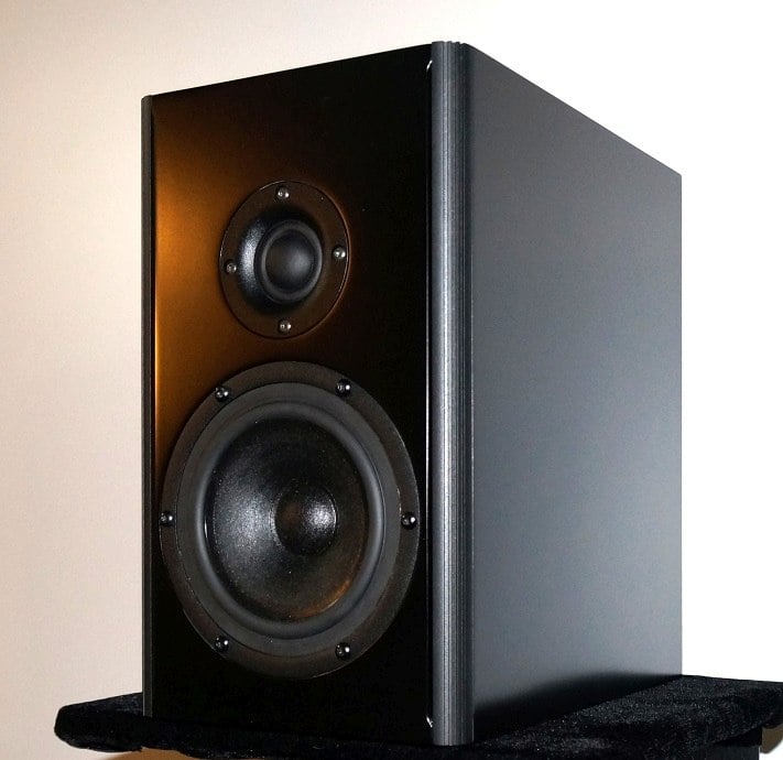 Outlaw Audio BLSv2 Bookshelf and LCRv2 Loudspeaker Review | Audioholics