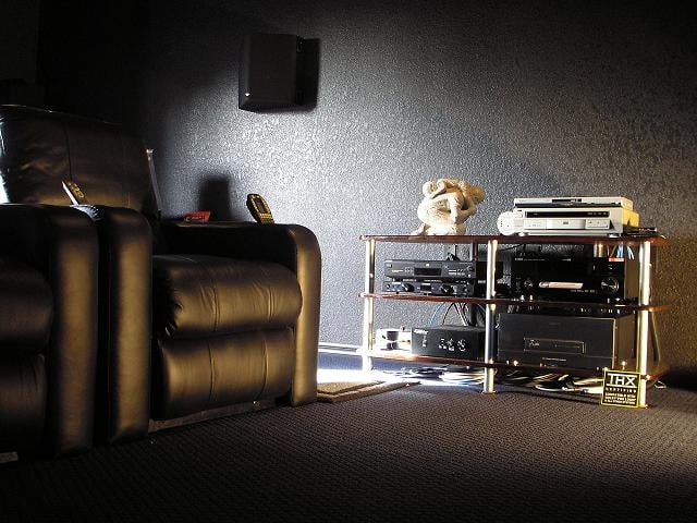 https://www.audioholics.com/diy-audio/home-theater-prewire-basics/avrack.jpg/image