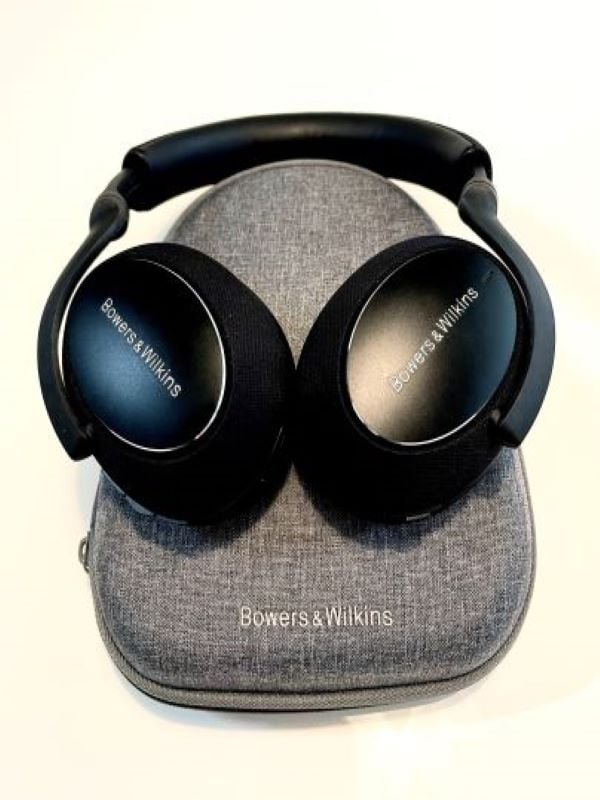 Bowers Wilkins PX7 Noise Cancelling Wireless Headphones Review