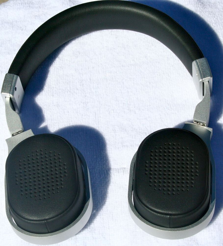 KEF M500 On-Ear Headphone Review | Audioholics