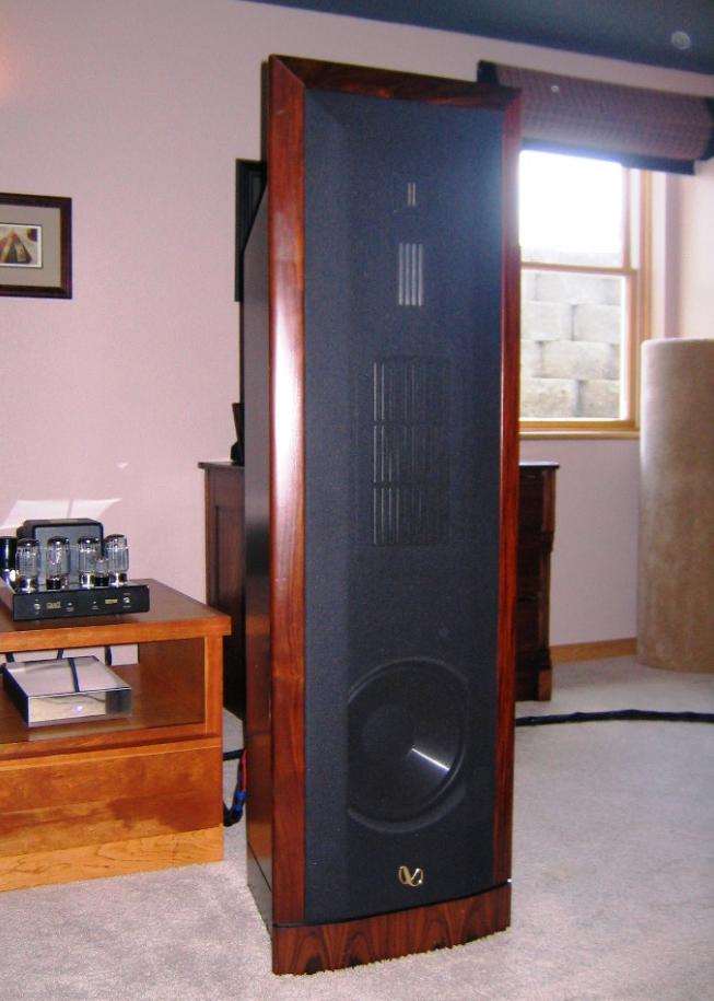 Vertical vs Horizontal Center Speaker Designs