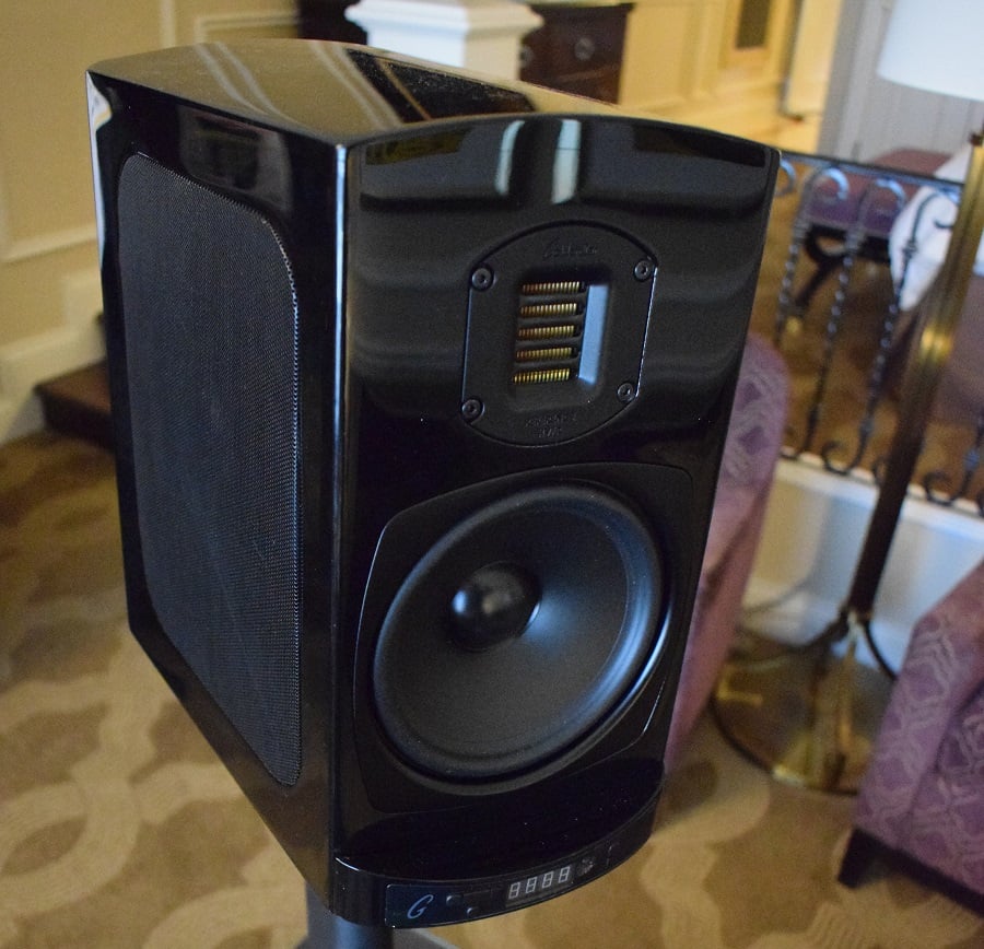 goldenear powered speakers