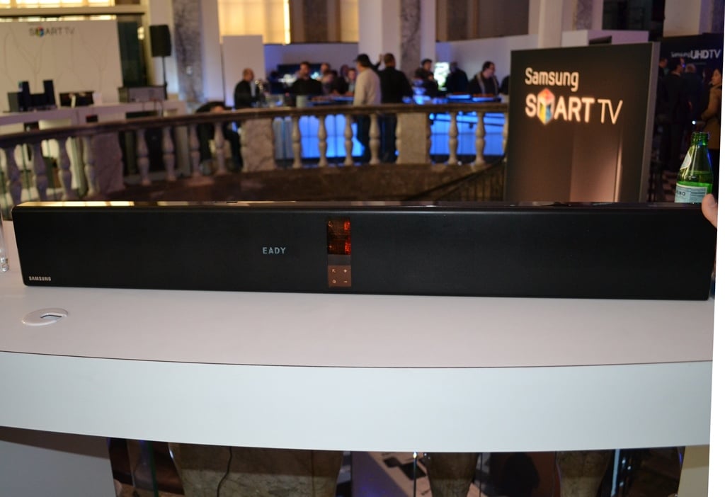 Samsung soundbar best sale tube amp