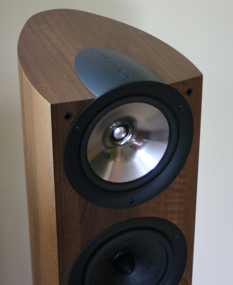 kef iq series